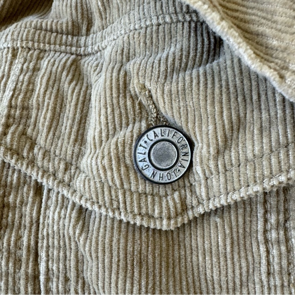 Brandy Melville John Galt Corduroy Sherpa Jacket - Picture 4 of 4
